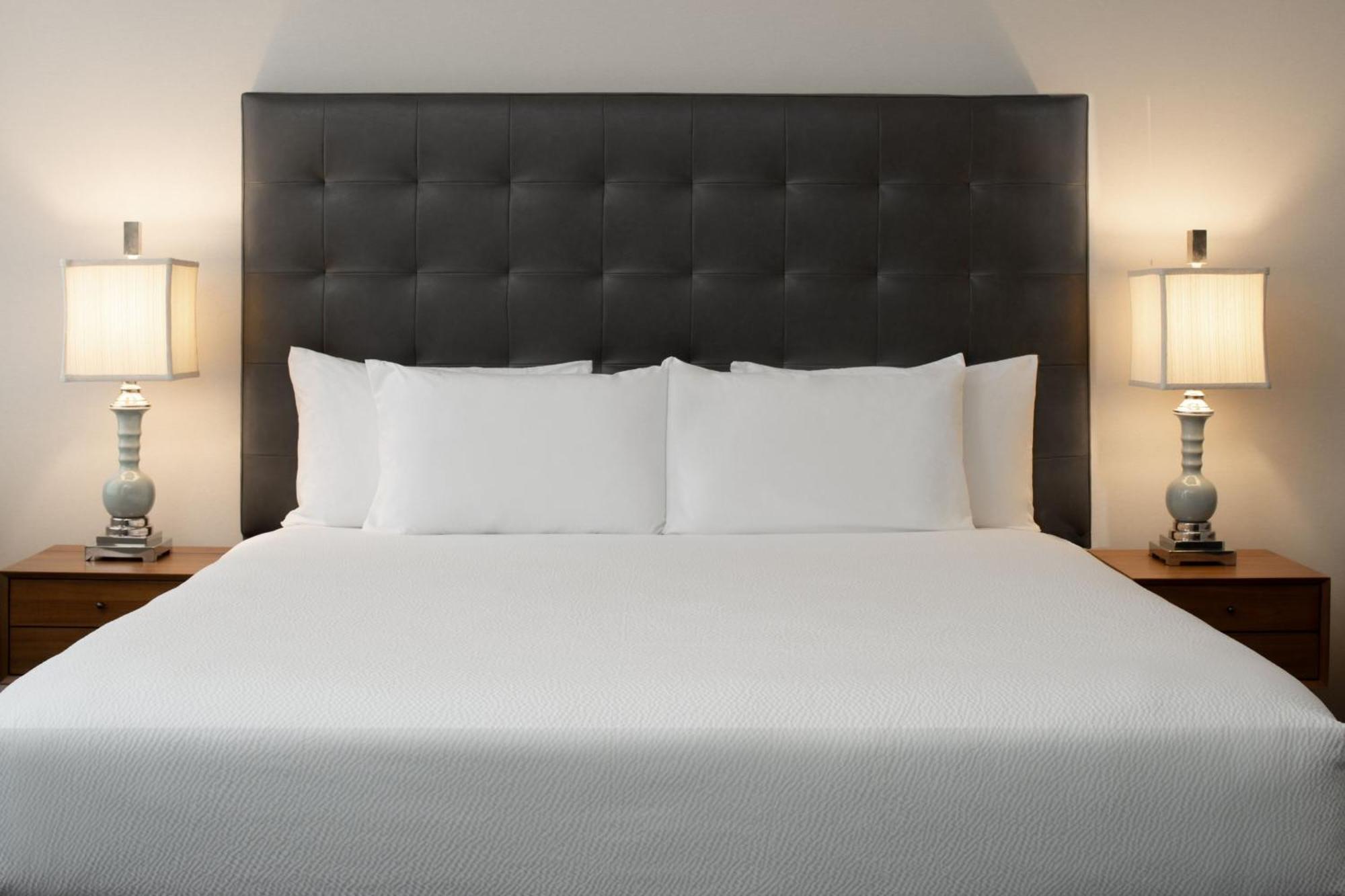 Courtyard Tacoma Downtown Hotel Ngoại thất bức ảnh
